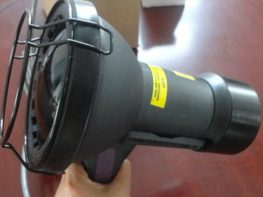 ZB-100-荧光灯2.jpg
